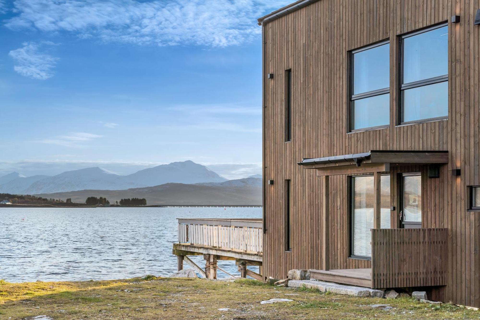 Steam Pier Apartment Kvaloya Exterior photo