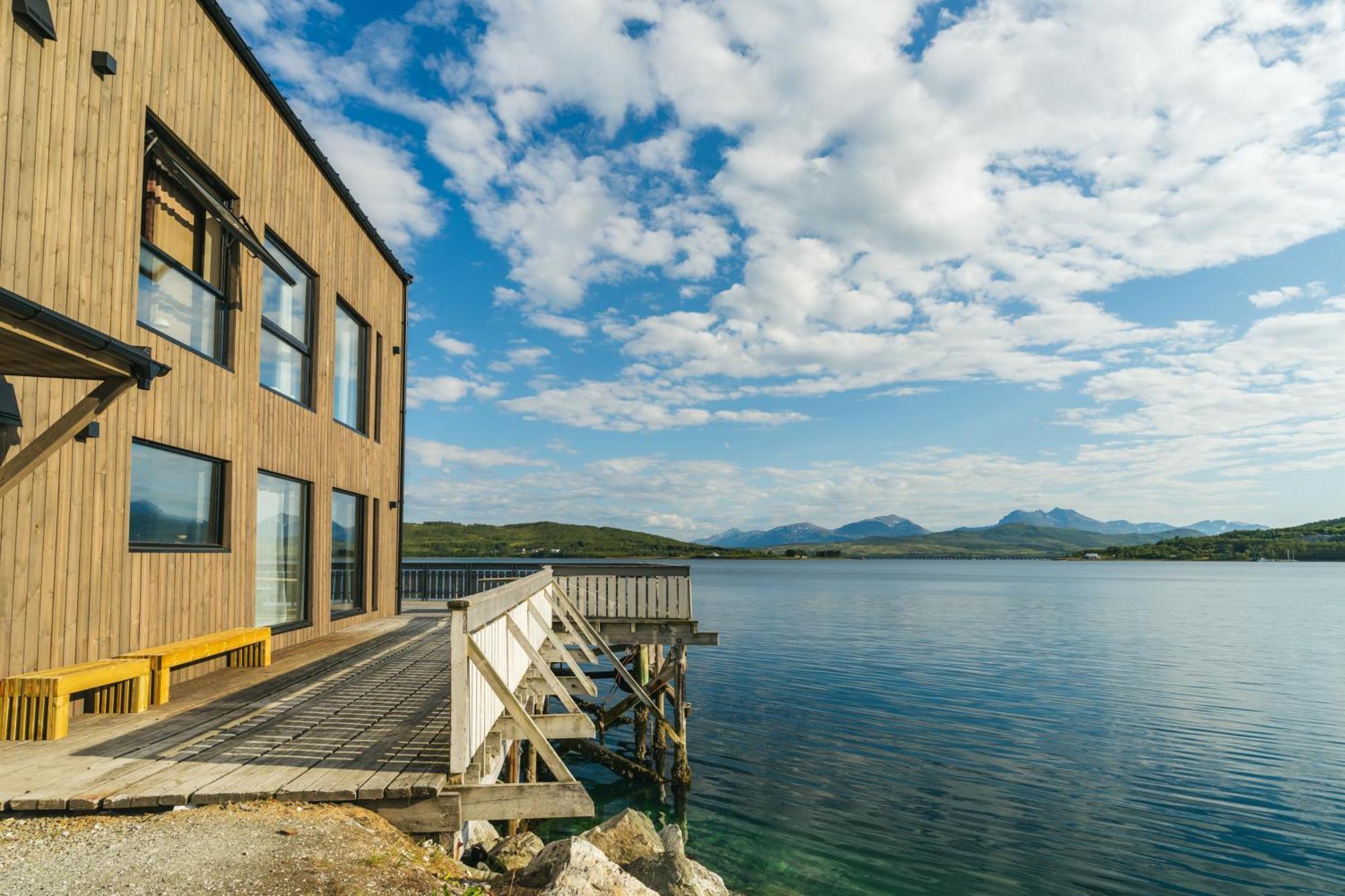 Steam Pier Apartment Kvaloya Exterior photo