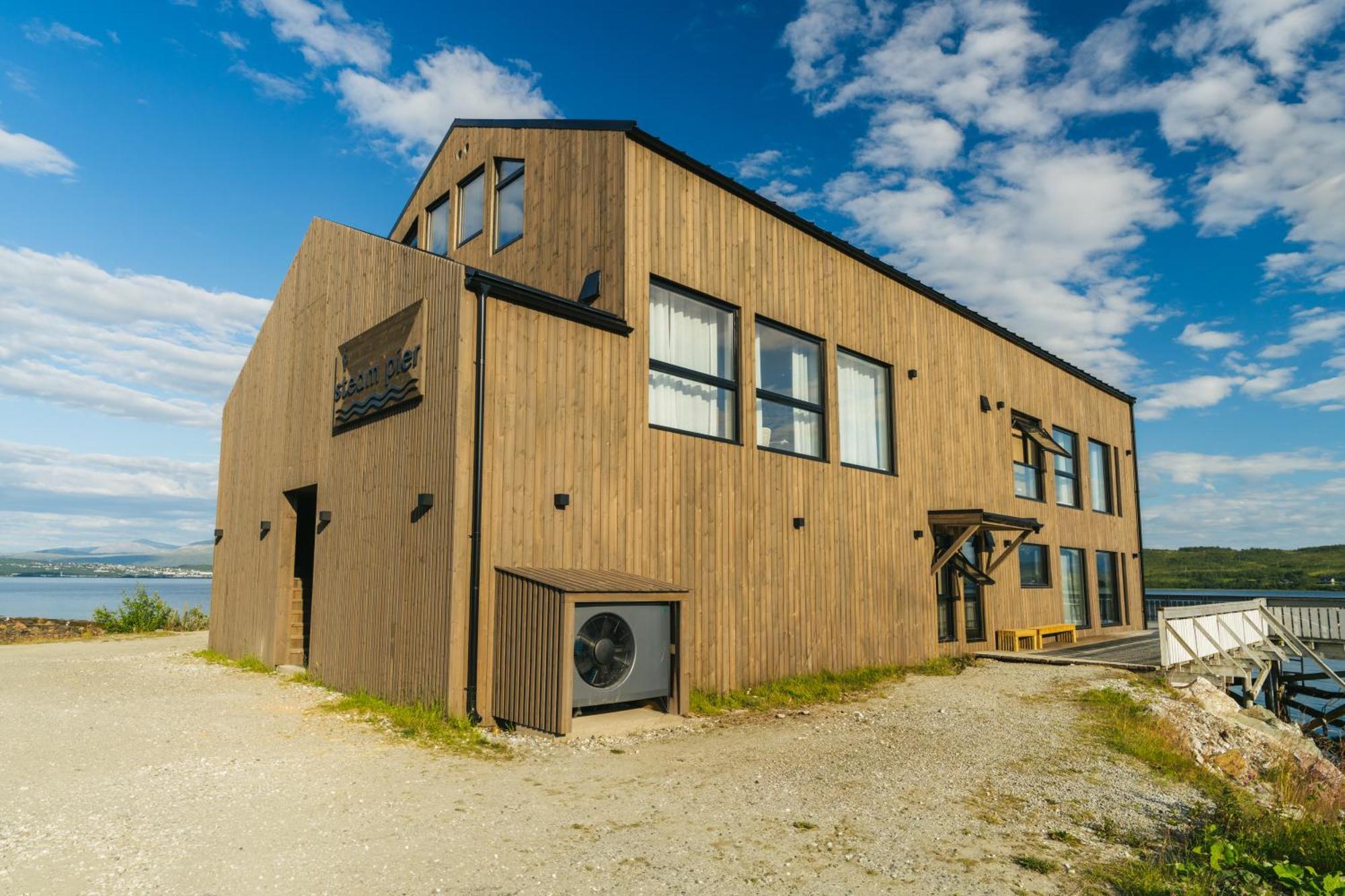 Steam Pier Apartment Kvaloya Exterior photo