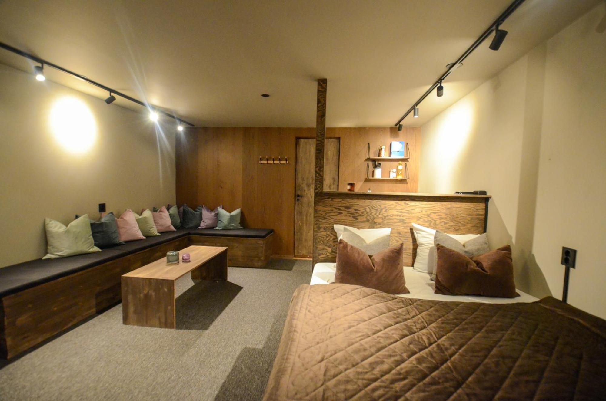 Steam Pier Apartment Kvaloya Room photo